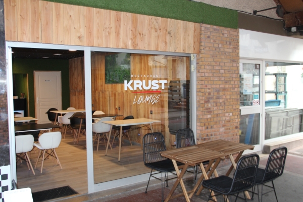 Pour son ouverture officielle, Krust offre les boissons 