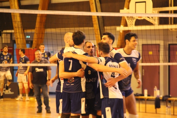 Élite Masculine - Poule B : Deuxième victoire au tie-break du VBCC face à Conflans-Sainte-Honorine (3-2)