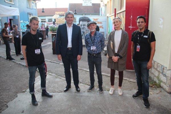 Le maire rend visite au festival Dancing People Don't Die 2023