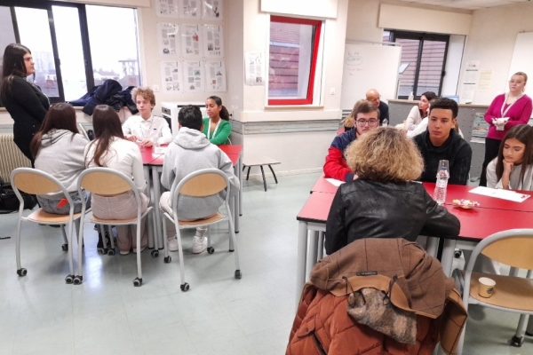 Journée découverte des métiers au lycée Émiland Gauthey