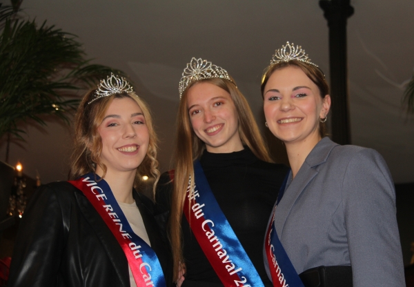 Les reines du Carnaval de Chalon essaient leurs robes de soirée