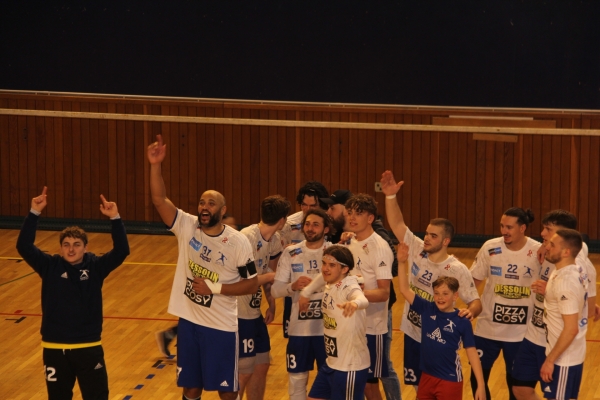 Handball. Nationale 3 Masculine - Poule 6 : Le Bassin Mussipontain Handball battu in extremis par les Bleus et Blancs (28-27)