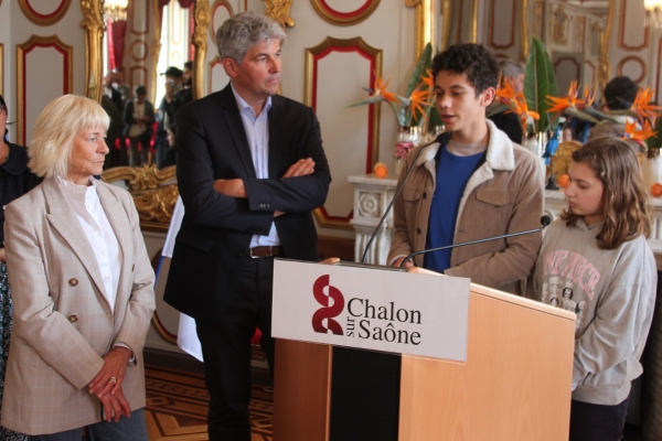 Éducap'City 2024 : Verre de l'amitié au salon d'honneur