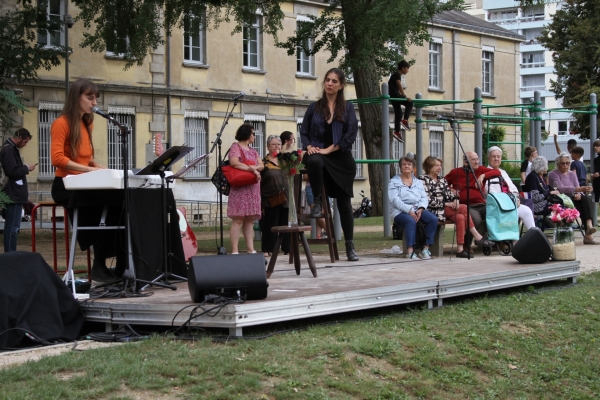 80ème anniversaire de la Libération de Chalon-sur-Saône : Spectacle au Square Chabas