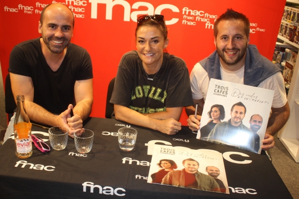 Le groupe Trois Cafés Gourmands était en dédicaces à la FNAC de Chalon-sur-Saône