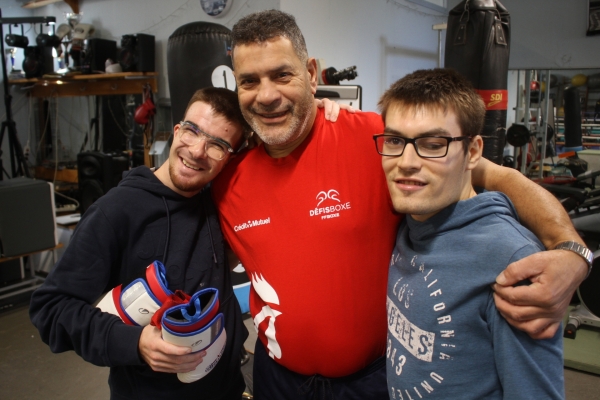 La boxe, un souffle d'énergie et de joie pour les handiboxeurs du ROC