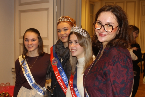 Saint-Cosme Bellevue : une réception émouvante en l'honneur de Rachel Gauthier, reine du quartier 2025