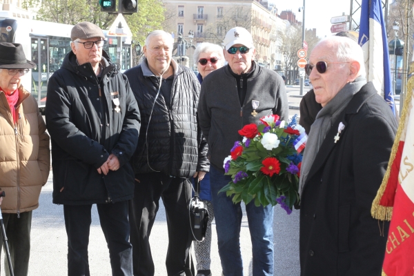 Une cérémonie du souvenir à Chalon-sur-Saône pour le 19 mars 1962
