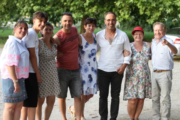 La convivialité au rendez-vous de la Fête des voisins de Saint-Gobain