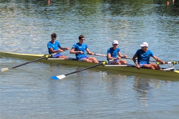 Le Cercle de l'Aviron de Chalon-sur-Saône brille aux Championnats de France à Mâcon