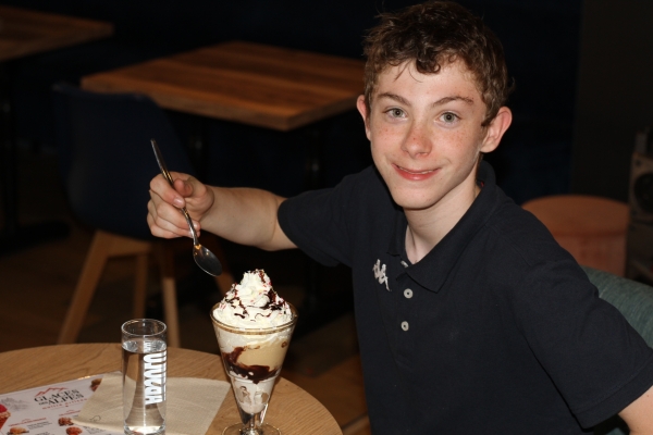 Une pause fraîche et gourmande au Place 2B avec les Glaces des Alpes