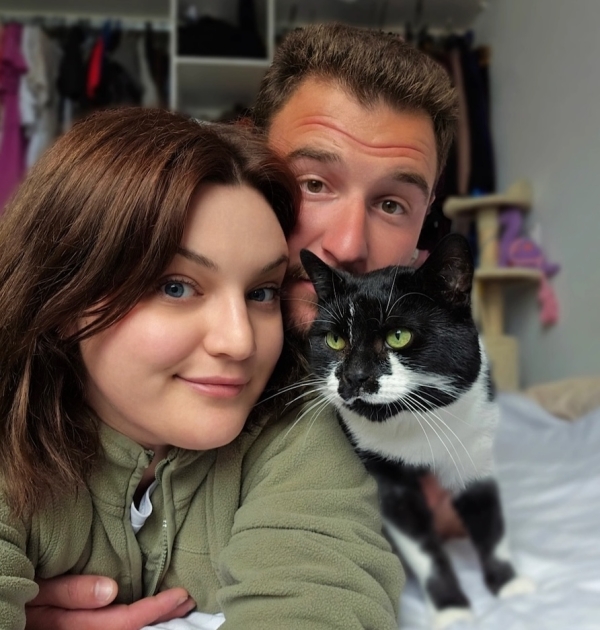 Bénévole à la SPA, Margot franchit le pas et adopte un chat du refuge