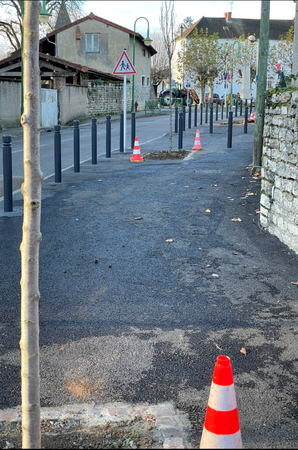 Clin d’œil d’une fidèle lectrice et promeneuse de la commune