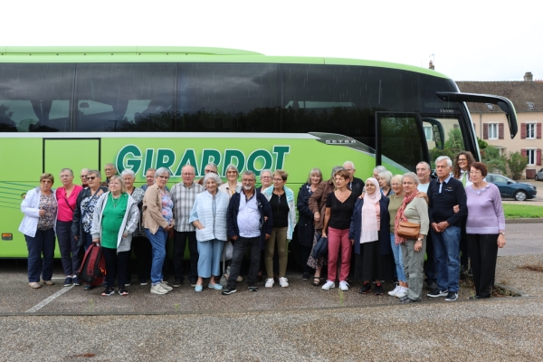 35 séniors de Champforgeuil ont passé 8 jours au pays des cigognes