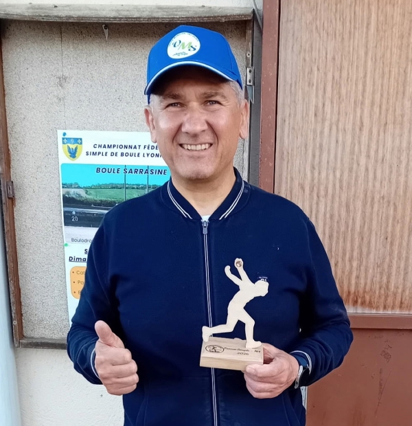 Fabrice Vincent, maitre-joueur de l’ABCR, qualifié pour les championnats de France de boules lyonnaises.