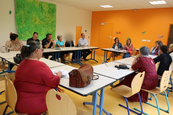 Le CCAS de Châtenoy le Royal a organisé une réunion préparatoire en vue du plan canicule.