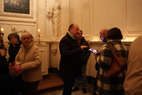 "La chapelle de Cruzille" a une nouvelle fois découvert ses splendeurs à la lueur des bougies.