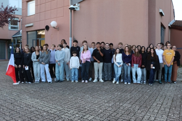 Beau résultat au collège Aragon de Châtenoy le Royal avec ses 53 diplômés du Brevet à l'honneur et ses 3 CFG.