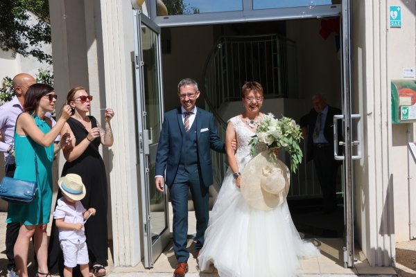 Jean-Florian et Barbara se sont dit oui pour la vie à la mairie de Crissey.