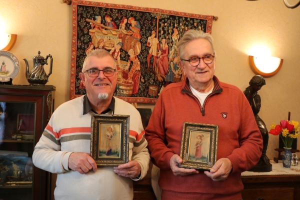 Fontaines : deux d’une série de quatre tableaux du sculpteur et peintre fontenois François Protheau retrouvés par hasard.