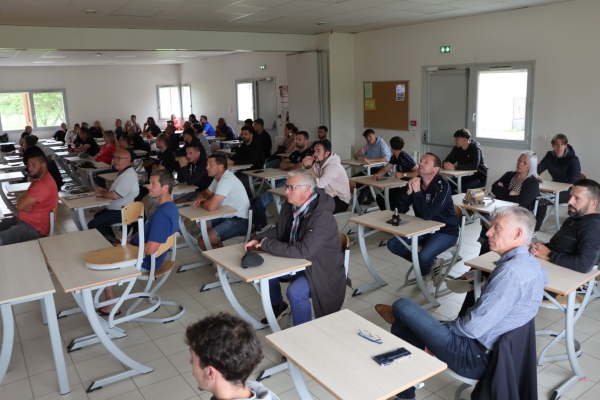 L’Union Sportive Rully Fontaines réunie en assemblée générale ce samedi 7 juin.