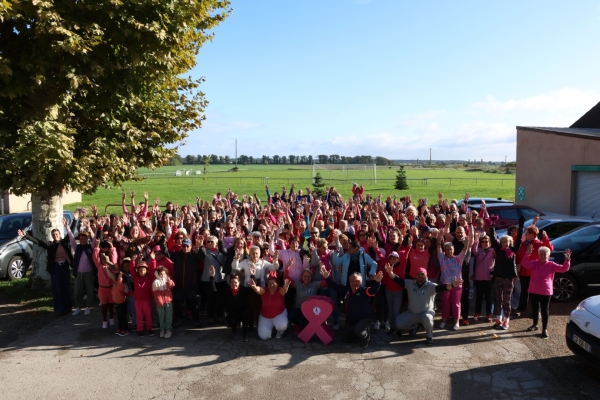 Trois communes unies pour une même cause Octobre Rose mois dédié au cancer du sein.