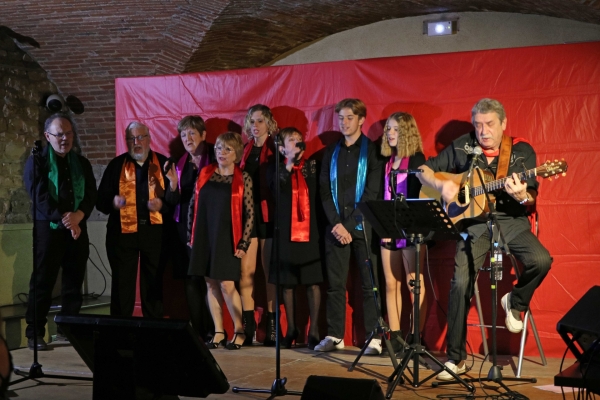 Un concert réussi pour le retour sur la scène des Cabazou à la taverne de Saint Rémy.