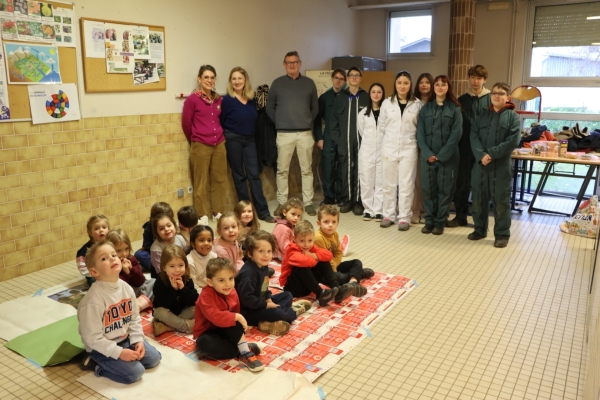 Les élèves de Segpa du collège Pasteur de Saint Rémy ont accueilli les élèves de l'école maternelle Lucie Aubrac.