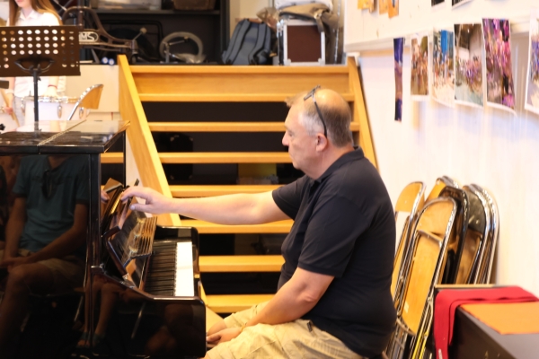 Le clin d'œil musical au président de l'Harmonie St Rémy/les Charreaux