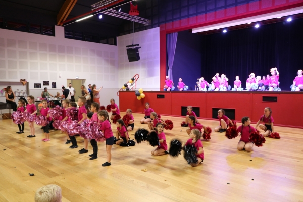 Une totale réussite pour la soirée du gala de fin de saison de  l’association K Dance pompons de Saint Rémy. (suite)