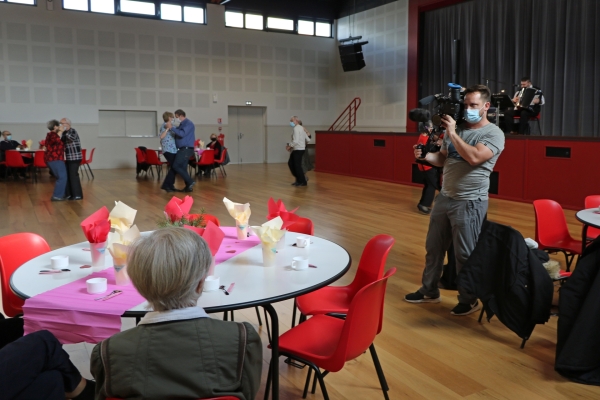 Télématin, magazine emblématique de France 2 était à Saint Rémy ce 18 février aux  ̏ Vendredis de la danse˝.