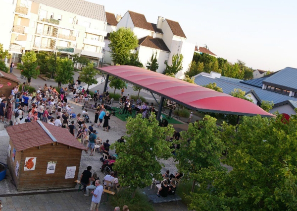 Fête de la musique - La Mairie, lance un appel à artistes pour participer à une scène ouverte.