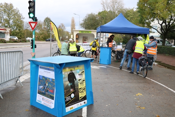 "Cyclistes, brillez", 7ème édition de l’action de sensibilisation et d’informations de l’usage du vélo.