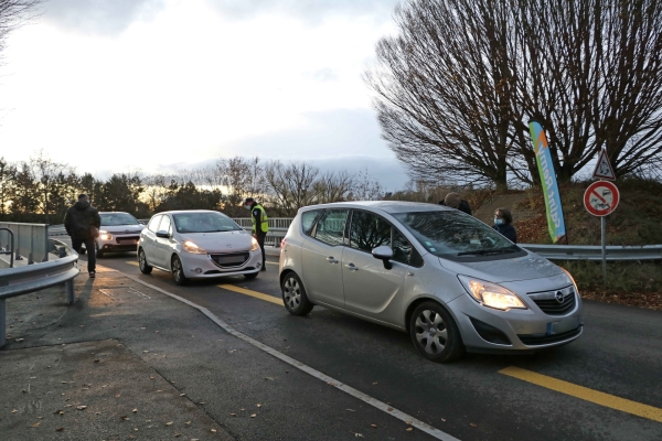 Saint Rémy Cyclable, des tests grandeur nature de partage de la chaussée avec l’atelier prévention code de la route ̏chaussée à voie centrale banalisée˝.