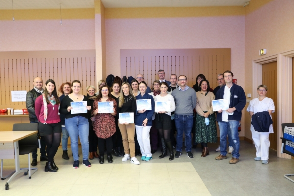 Remise des diplômes de "Certification Spécialiste en Soins Psychiatriques" à 12 soignants du Centre Hospitalier Spécialisé de Sevrey.