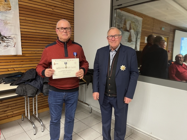 Assemblée générale de l’amicale du don du sang : une médaille pour Didier Jacrot avec 17 années de loyaux services à son compteur 