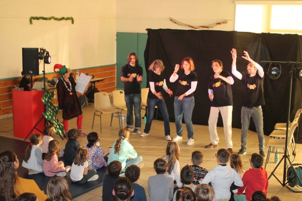 Lessard-le-National : beau succès pour le spectacle de Noël organisé par le CCAS et la commission animation de la commune 