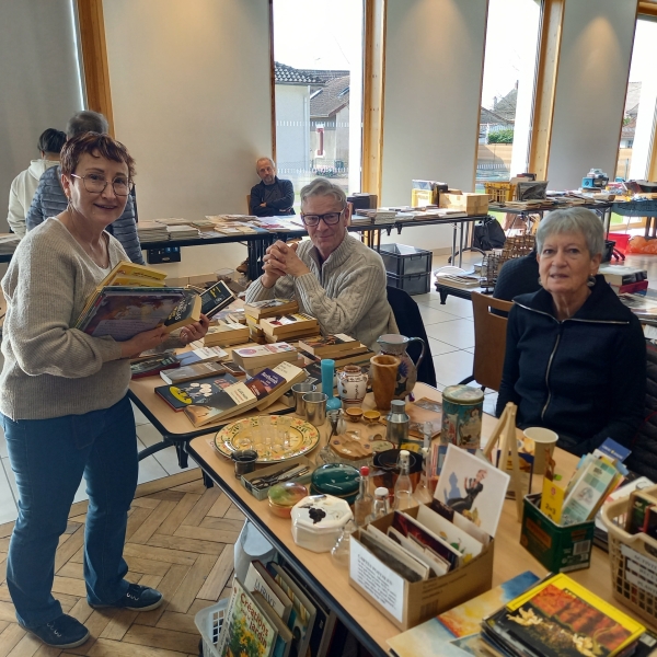 7ème Marché multi collection et du livre d’occasion : le retour en images avec Info-Chalon 