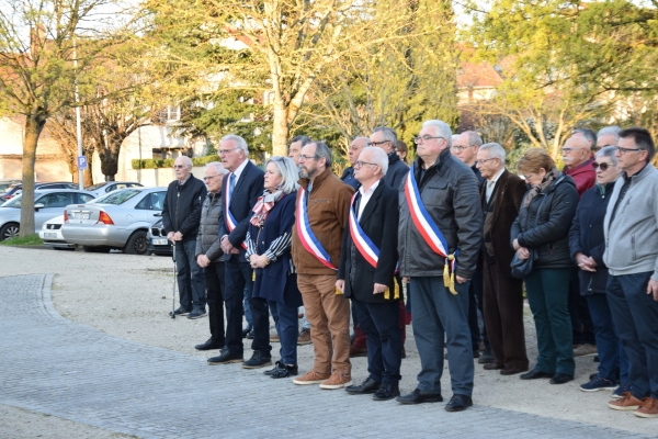Retour en images de la cérémonie commémorative de la journée nationale du souvenir et de recueillement à la mémoire des victimes civiles et militaires de la guerre d’Algérie et des combats en Tunisie et au Maroc