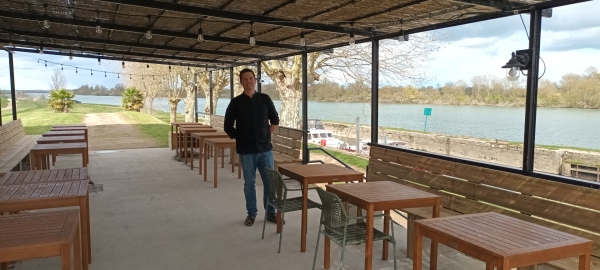  Théo Rolet a réouvert la célèbre "halte nautique" à Gigny-sur-Saône