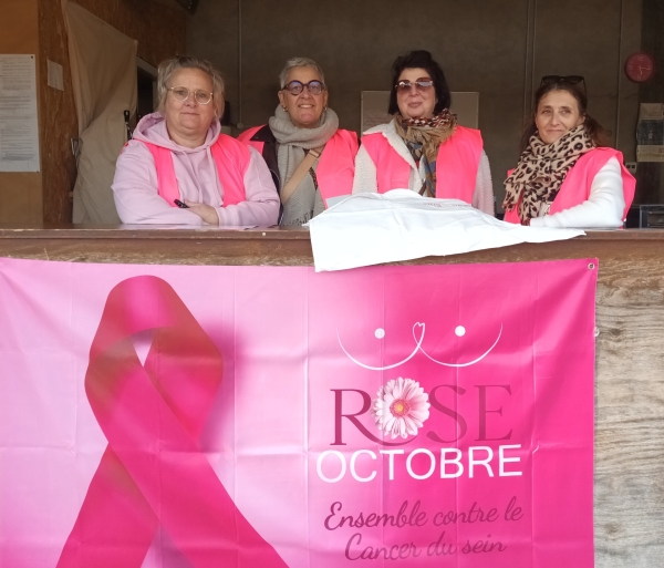 Saint-Germain-Du-Plain: 80 marcheurs ont participé à la marche nocturne pour octobre rose ce samedi 18 octobre