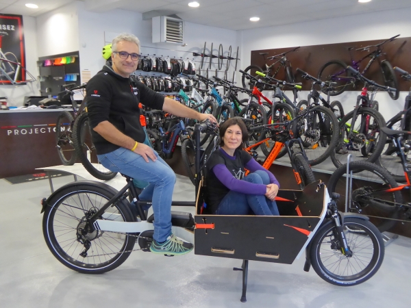 Cécile et David ont testé le vélo cargo pour vous !
