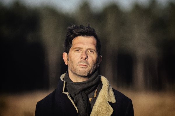 JAZZ A COUCHES – VENDREDI 4 JUILLET : concert de Hugh Coltman, le crooner à l’accent so british qui ne triche pas !